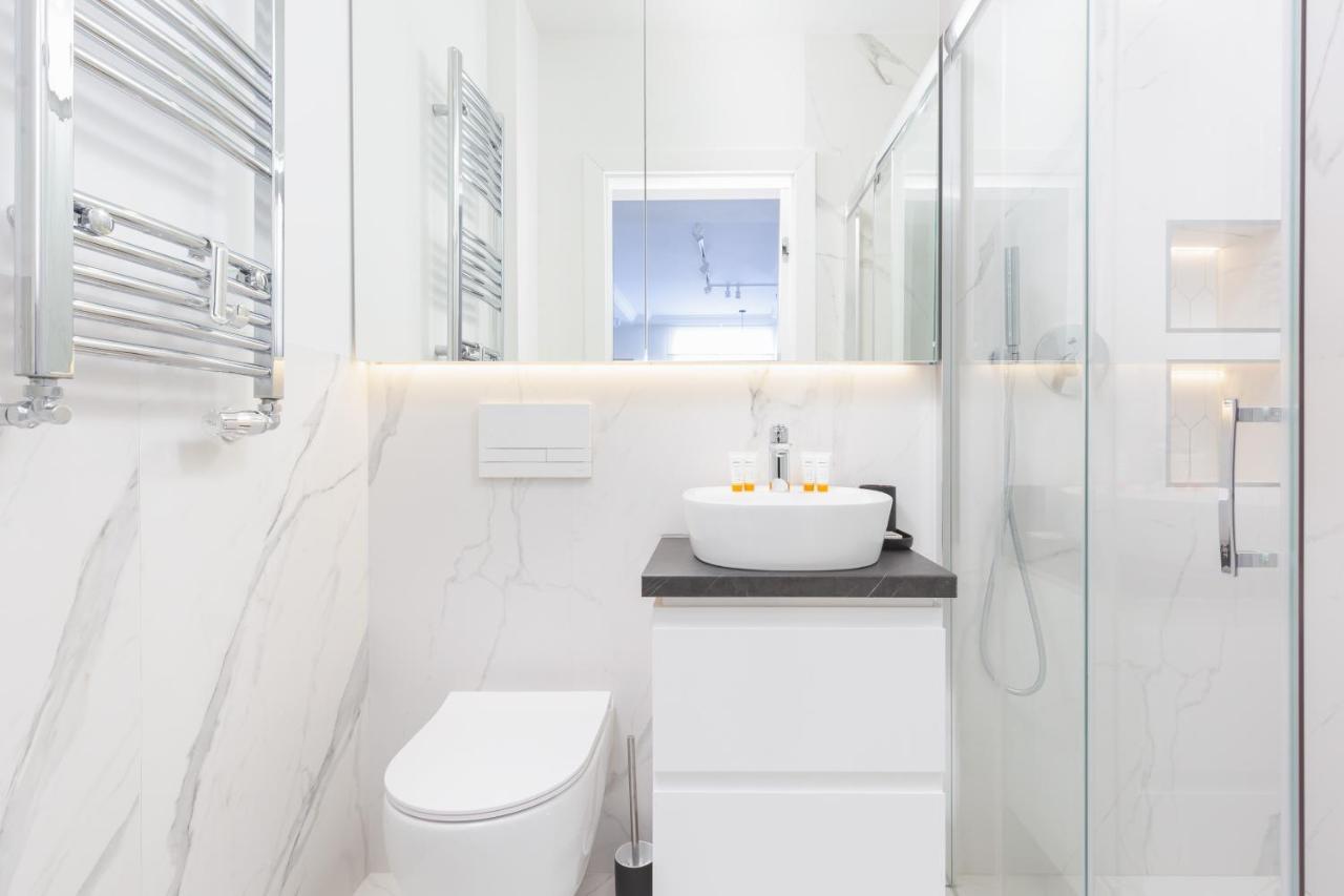 Apartment Bialobrzeska Warsaw Ochota By Renters Екстер'єр фото